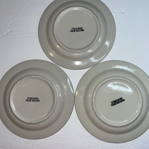 Christmas Santa Holiday Stoneware Replacement Salad Plates White Red Green set 3 - Picture 6 of 12